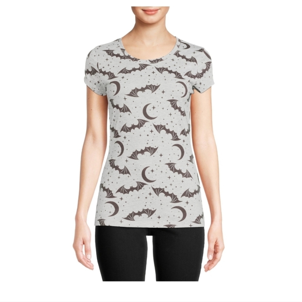 Vintage Bat Print Tee Grey Short Sleeve Halloween Spooky